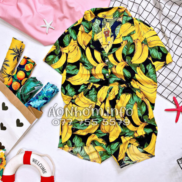 Bộ Áo Sơ Mi Quần Short Nhóm Đi Biển Họa Tiết Chuối Vàng Nền Đen