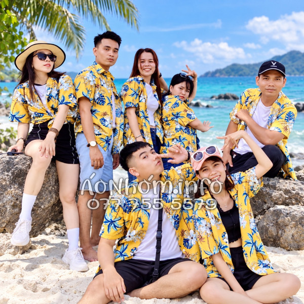 Bộ Áo Sơ Mi Quần Short Đi Biển Họa Tiết Thơm Dứa Cây Dừa Hoa Sứ Vàng Nam Nữ