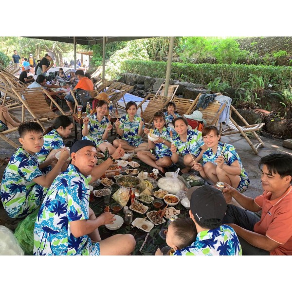 Bộ Đi Biển Kate Thái - Cây Dừa Xanh Trắng - Đồng Phục Nhóm Lớp Team Building Vải Mềm Mát
